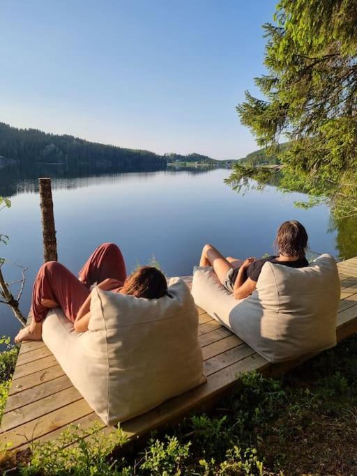 Готель Treetop Ekne - Hytte I Skogen Med Hengebru Левангер Екстер'єр фото